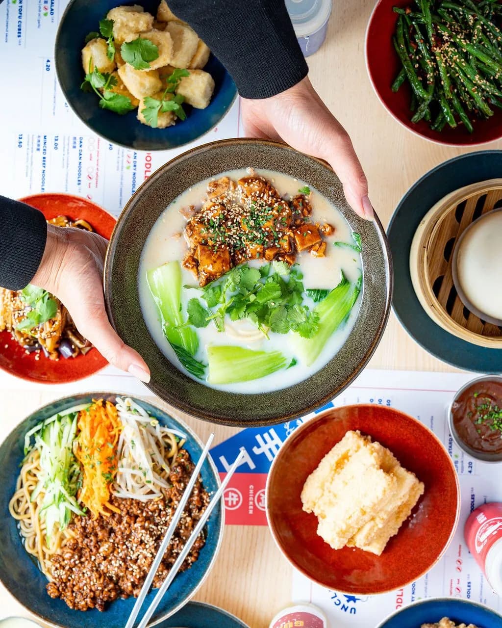 10 bekannte Restaurants in München, die du als Foodie unbedingt testen musst